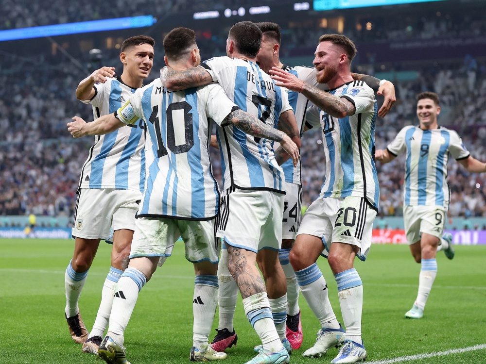 阿根廷中场球员出演电影荣登银幕